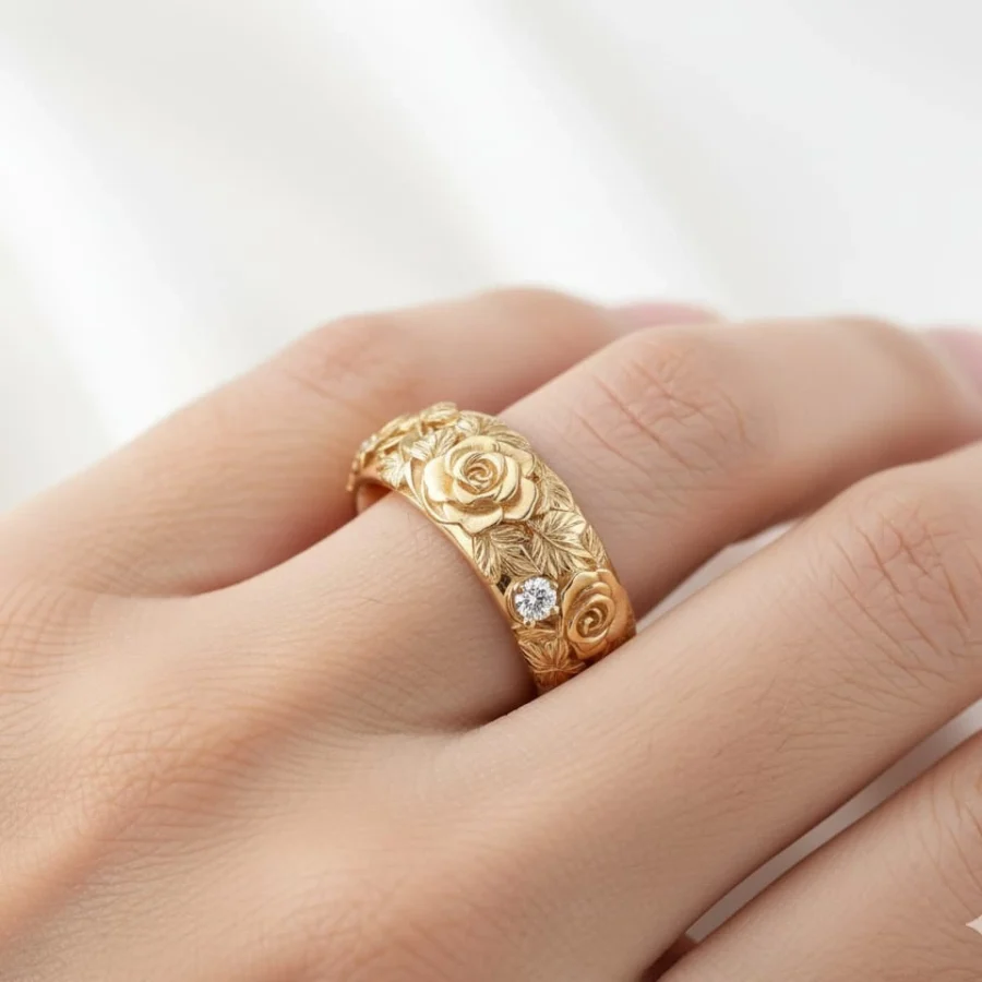 Bague or jaune gravée motifs floraux avec diamant - ZVertu Jewels